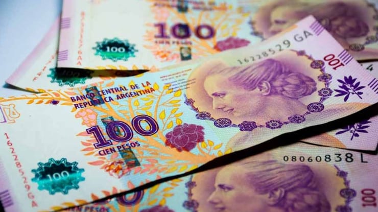 Moeda argentina: quanto levar, onde trocar e dicas de viagem