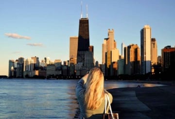 Viajar sozinha a trabalho: cuidados especiais e vantagens profissionais