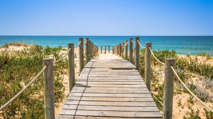 Conheça as 15 melhores praias de nudismo no exterior e algumas regras!
