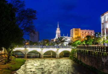 O que fazer em Cáli: como chegar, gastronomia e mais! 