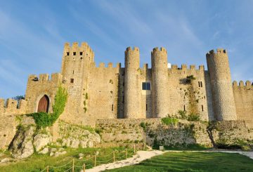 Descubra Óbidos: um tesouro medieval de Portugal! 