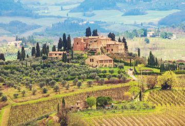 Entre colinas e vestígios medievais está a região de Toscana! 