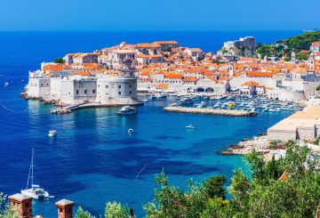 Cidade murada da era medieval: é a apaixonante Dubrovnik á beira do Mar Adriático
