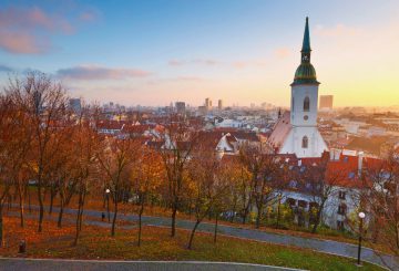 Bratislava: capital da Eslováquia com maravilhas e tesouros Bratislava: capital da Eslováquia com maravilhas e tesouros