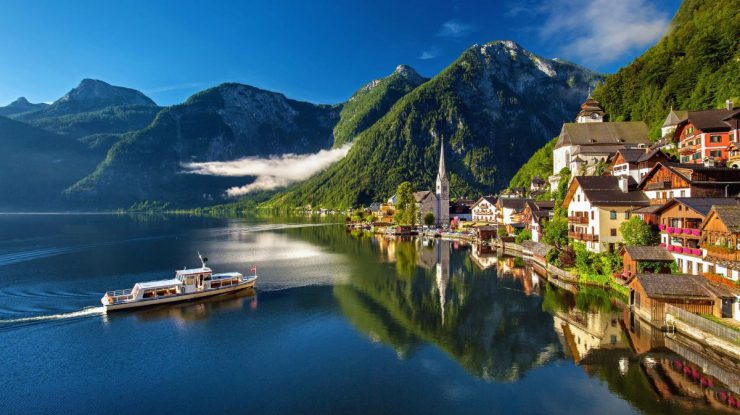Hallstatt: um dos cenários mais belíssimos da Áustria Hallstatt: um dos cenários mais belíssimos da Áustria