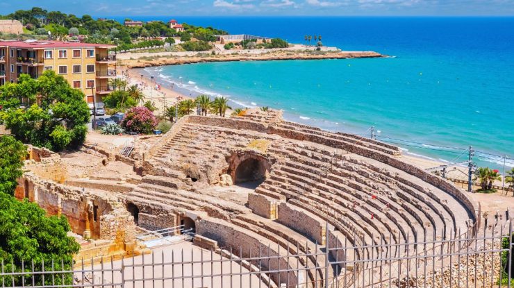 Tarragona: praias deslumbrantes e ruínas históricas 