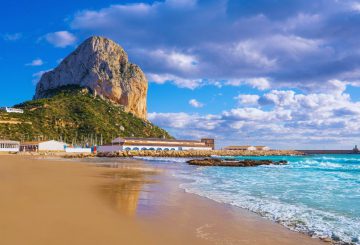 Alicante: praias, histórias e uma vida noturna agitada